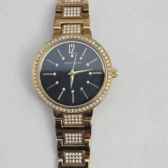 Vintage Watches Armitron Gold Crystal Watch with Black Dial & Link Bracelet - Picture 5 of 10